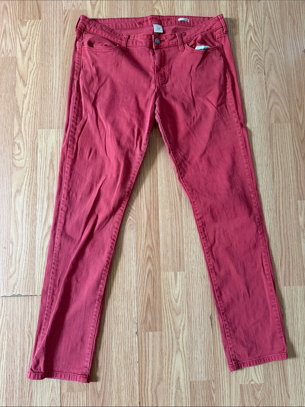 Women’s Red Stretch Skinny Jeans